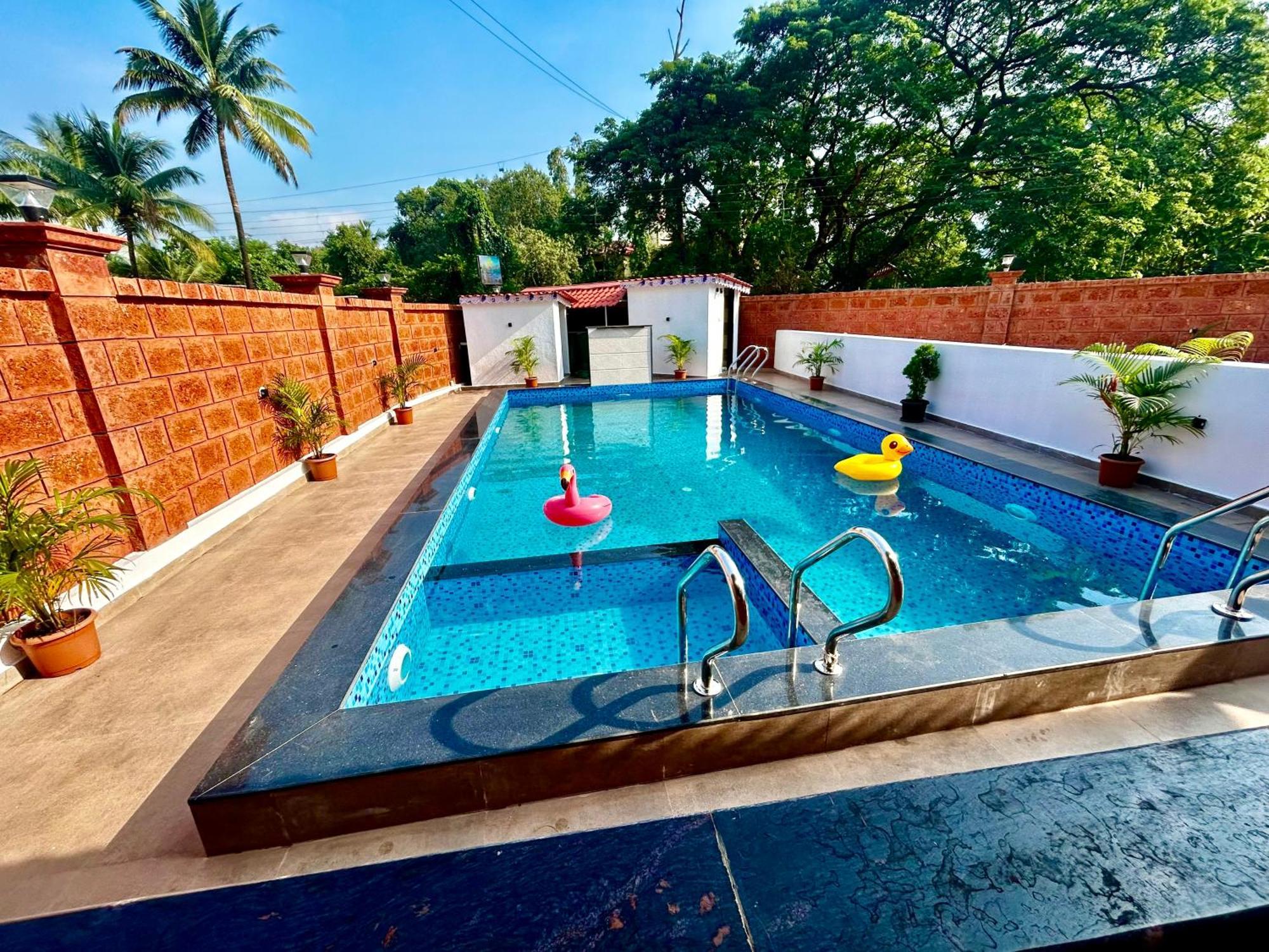 The Beach Hive Resort Kashid 外观 照片